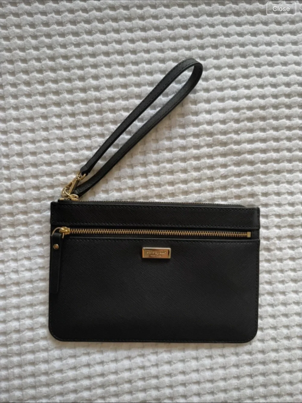 Kate Spade Tinie Laurel Way Wristlet Black Leather WLRU2677